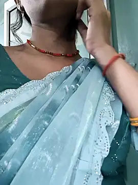 Eshwari Chopra online show from November 8, 2025, 4:21 pm