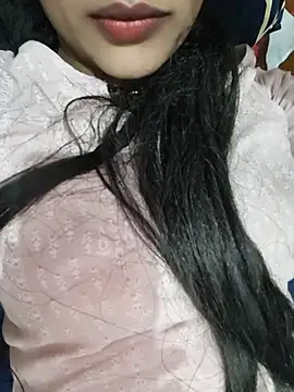 Snapshot of Eshwari_Chopra chatting on July 10, 2026, 3:34 pm Eshwari Chopra online show from July 10, 2026, 3:34 pm