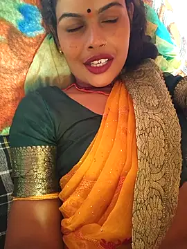 Eshna Dabral online show from November 3, 2025, 9:57 am