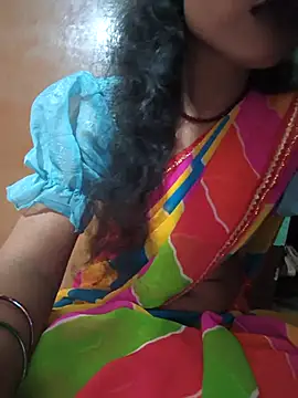Eshna Dabral online show from September 18, 2025, 2:42 pm