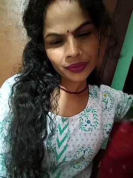 Eshna Dabral online show from September 17, 2025, 1:57 pm