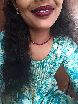 Eshna Dabral online show from October 4, 2025, 1:18 am
