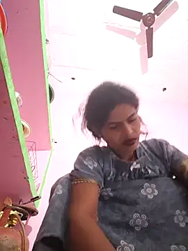 Eshna Dabral online show from October 7, 2025, 2:12 am