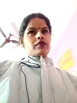 Eshna Dabral online show from January 6, 2026, 3:38 pm