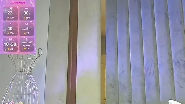 Sophie Maeve online show from September 23, 2025, 4:08 am