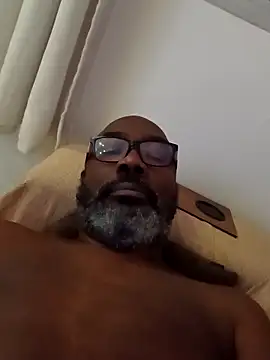 Bigmaumau54 online show from December 17, 2025, 12:48 am