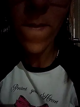 Snapshot of Camilitah chatting on December 19, 2025, 4:16 am Camilitah online show from December 19, 2025, 4:16 am