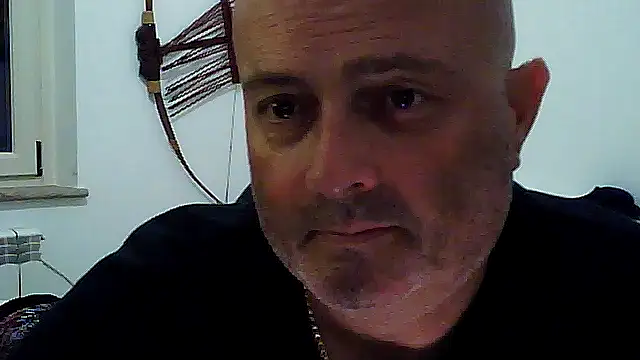 Snapshot of Alexis_Bull chatting on October 29, 2025, 3:00 pm Alexis Bull online show from October 29, 2025, 3:00 pm
