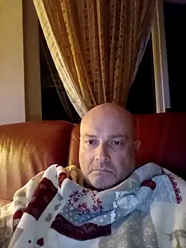 Snapshot of Alexis_Bull chatting on January 7, 2026, 11:54 pm Alexis Bull online show from January 7, 2026, 11:54 pm