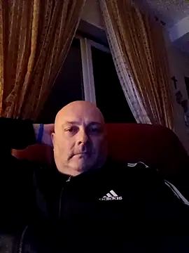 Snapshot of Alexis_Bull chatting on February 1, 2026, 11:36 pm Alexis Bull online show from February 1, 2026, 11:36 pm