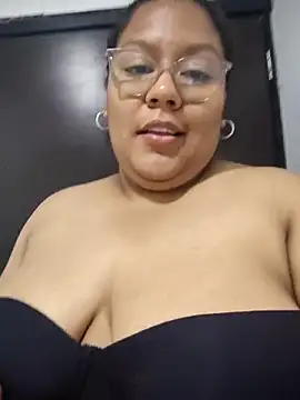 Snapshot of sheila_ro chatting on April 20, 2026, 3:46 pm sheila ro online show from April 20, 2026, 3:46 pm