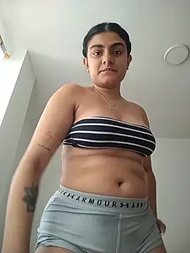 Snapshot of carlafox05 chatting on February 6, 2026, 4:03 pm carlafox05 online show from February 6, 2026, 4:03 pm