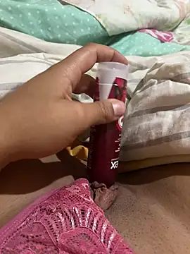 Snapshot of Vivi58 chatting on March 23, 2025, 6:37 am Vivi58 online show from March 23, 2025, 6:37 am