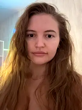 Snapshot of TesssaHart chatting on September 29, 2025, 7:41 pm TesssaHart online show from September 29, 2025, 7:41 pm