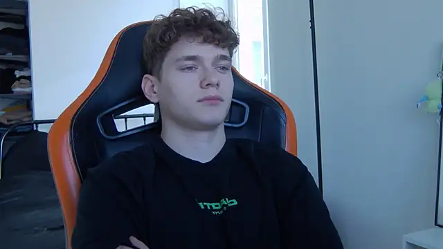 DanyDavis online show from October 9, 2025, 8:59 am