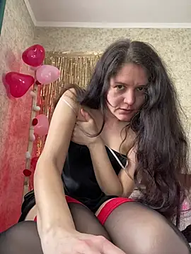 Snapshot of MariannaSida chatting on February 10, 2026, 8:57 am MariannaSida online show from February 10, 2026, 8:57 am