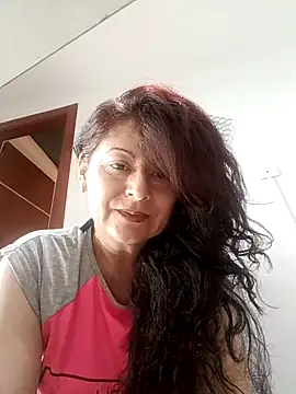 lunadicty online show from December 17, 2025, 1:32 am