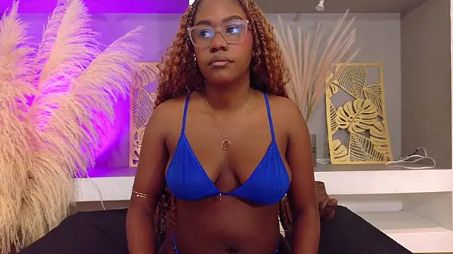 RachelStonne online show from November 28, 2025, 12:49 pm