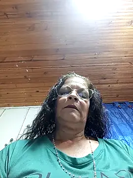 Snapshot of katrina_perez chatting on February 18, 2026, 9:44 pm katrina perez online show from February 18, 2026, 9:44 pm