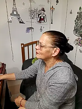 Snapshot of katrina_perez chatting on February 5, 2026, 12:06 am katrina perez online show from February 5, 2026, 12:06 am