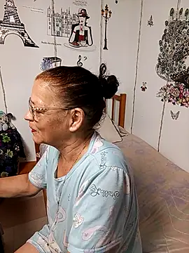 Snapshot of katrina_perez chatting on February 1, 2026, 10:13 am katrina perez online show from February 1, 2026, 10:13 am