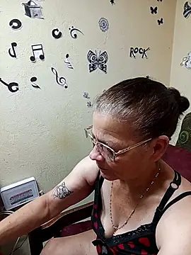 katrina perez online show from November 23, 2025, 1:32 pm