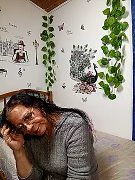 katrina perez online show from April 16, 2026, 10:12 pm