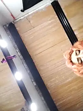 Cerecitaa02  online show from November 4, 2025, 10:30 am