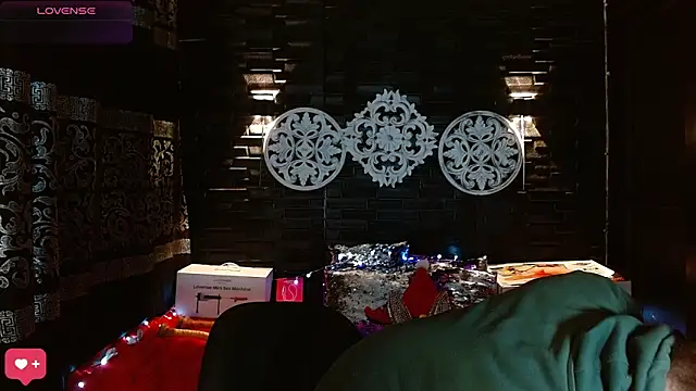 andrewxbi online show from December 4, 2025, 11:09 am