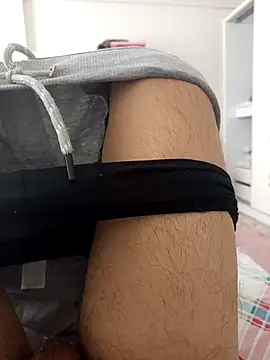 leona633 online show from September 21, 2025, 9:58 am