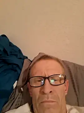 moasslicker online show from December 22, 2025, 10:04 am