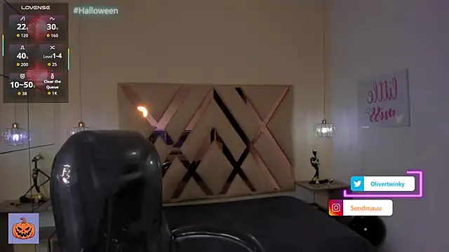 Snapshot of OliverTwinky chatting on October 20, 2025, 2:28 pm OliverTwinky online show from October 20, 2025, 2:28 pm