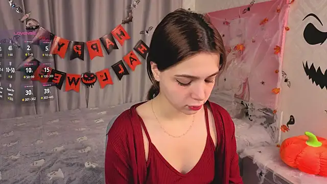 FancyHenley online show from October 29, 2025, 1:26 am