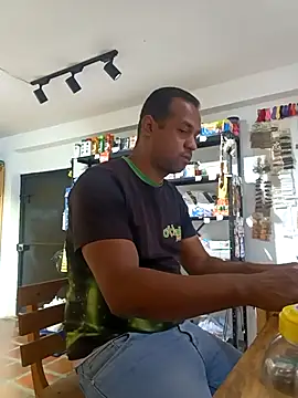 elnegro707070 online show from October 22, 2025, 11:09 am