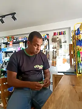 elnegro707070 online show from October 17, 2025, 11:12 am