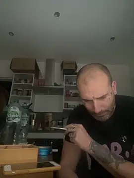 toyroma online show from November 20, 2025, 11:55 am