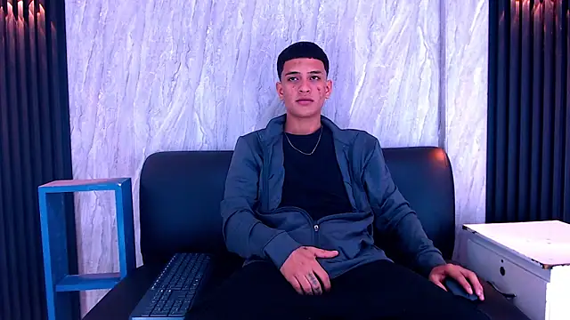 Matt Ruso online show from October 23, 2025, 3:38 am