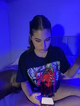 Nani rosse  online show from September 10, 2025, 2:21 am
