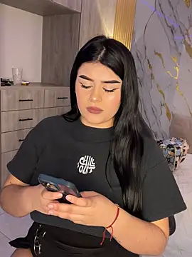 Kariina  69 online show from March 13, 2026, 9:09 pm