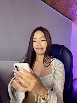 Cristina pinkk online show from March 21, 2026, 2:35 am