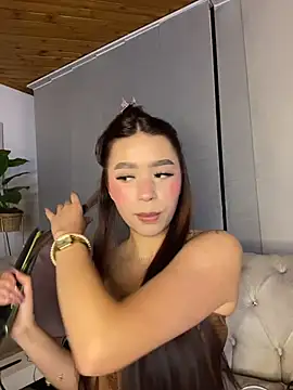 Cristina pinkk online show from April 20, 2026, 1:52 am