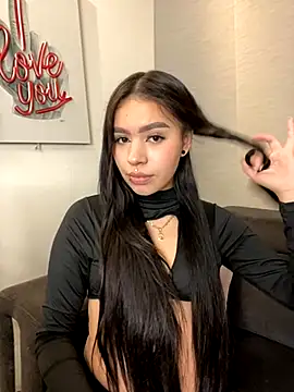 Snapshot of Cristina_pinkk chatting on November 20, 2025, 3:07 am Cristina pinkk online show from November 20, 2025, 3:07 am