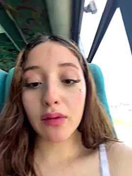 Baby  Otaku online show from November 29, 2025, 3:12 pm