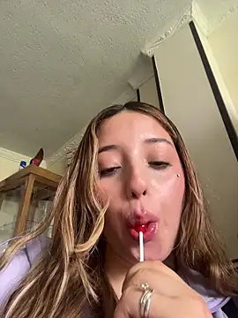 Baby  Otaku online show from March 1, 2026, 5:35 pm