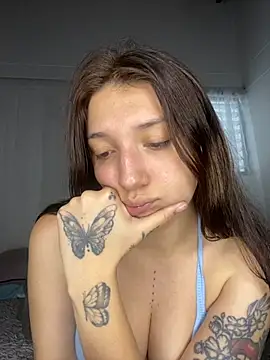 Mia  Gray online show from November 20, 2025, 6:08 pm