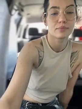 MeekyRich online show from September 14, 2025, 8:04 am