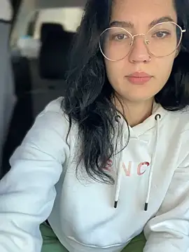 MeekyRich online show from October 10, 2025, 4:13 am