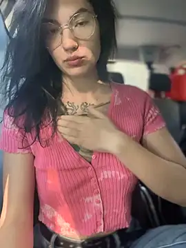 MeekyRich online show from September 16, 2025, 3:29 am