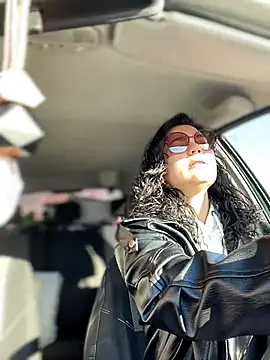 MeekyRich online show from April 7, 2026, 2:13 am