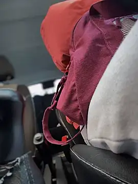 Snapshot of MeekyRich chatting on February 22, 2026, 5:32 am MeekyRich online show from February 22, 2026, 5:32 am